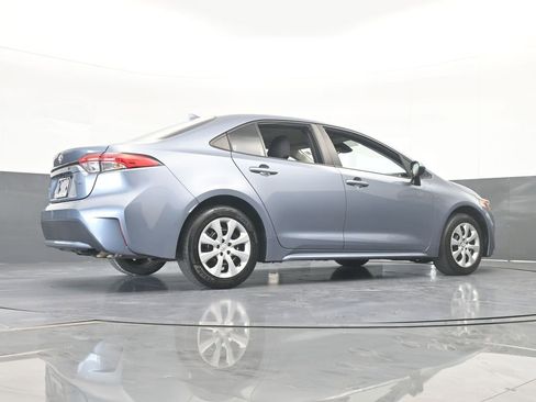 Used 2022 Toyota Corolla LE image 57