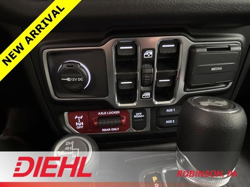 Certified 2026 Jeep Wrangler Willys image 30