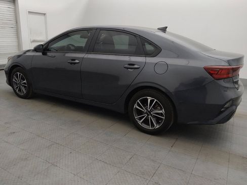 Used 2023 Kia Forte LXS FWD image 3