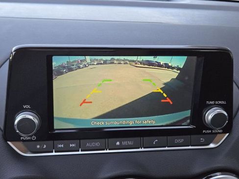 Certified 2025 Nissan Sentra S image 26