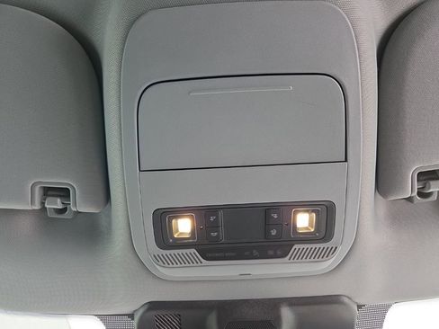 Used 2023 Ford F150 XLT image 34