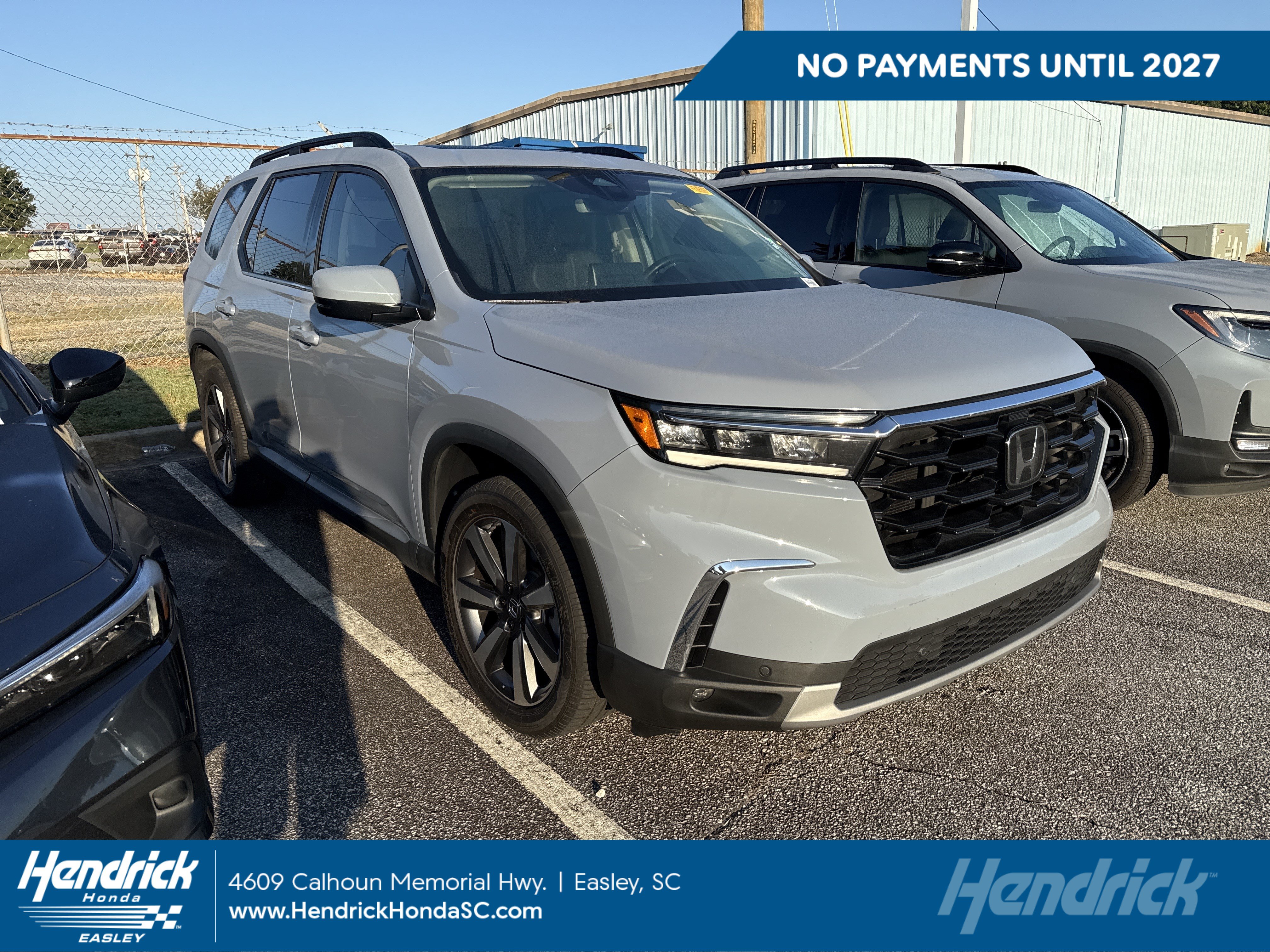 Certified 2025 Honda Pilot Touring image 1