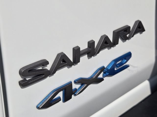 Certified 2025 Jeep Wrangler Unlimited Sahara w/ Safety Group AWD/4WD image 13