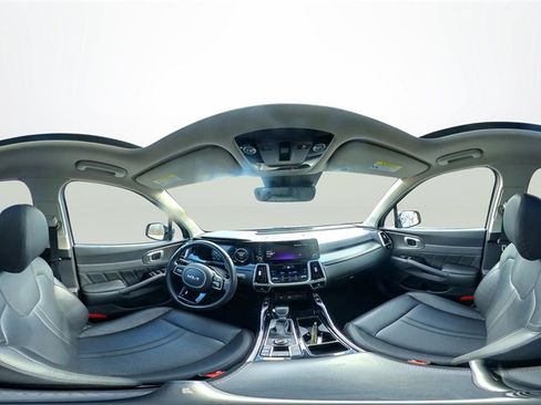 Used 2023 Kia Sorento SX image 34