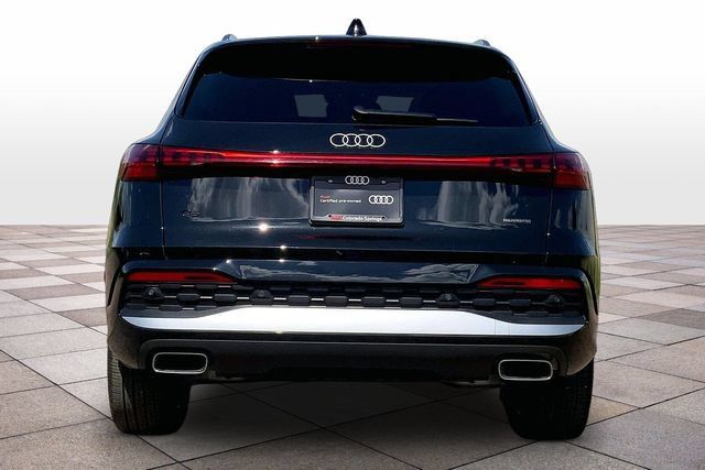 Certified 2025 Audi Q5 Premium Plus w/ Premium Plus AWD/4WD image 4