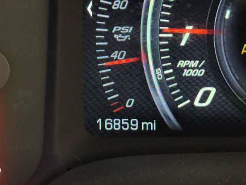 Used 2015 Chevrolet Corvette Z06 w/ 3LZ Preferred Equipment Group RWD image 12