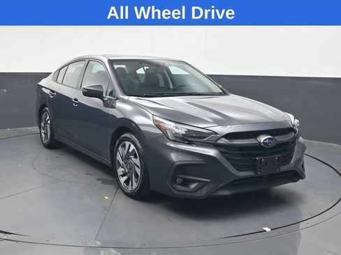Used 2023 Subaru Legacy Limited AWD/4WD image 2