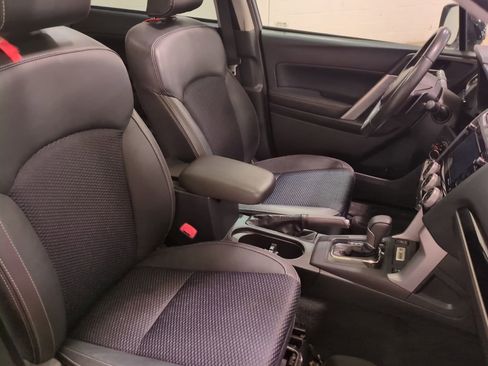 Used 2018 Subaru Forester 2.5i Premium image 11