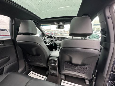 Used 2020 Kia Sportage S w/ S Sunroof Package image 18