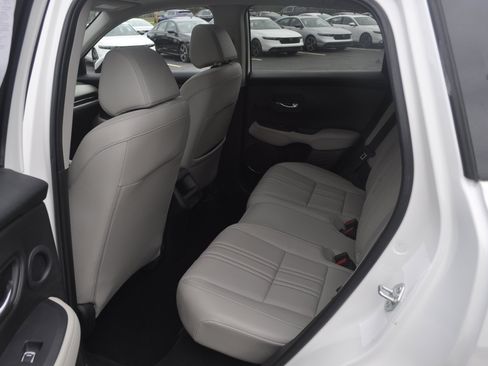 Certified 2023 Honda HR-V EX-L image 12