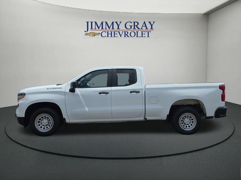 Used 2023 Chevrolet Silverado 1500 W/T w/ WT Value Package RWD image 2