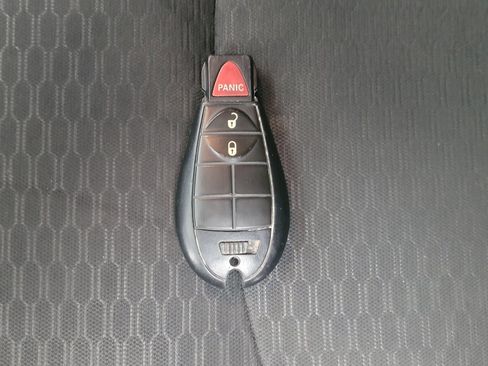 Used 2019 RAM 1500 Express w/ Express Value Package image 32