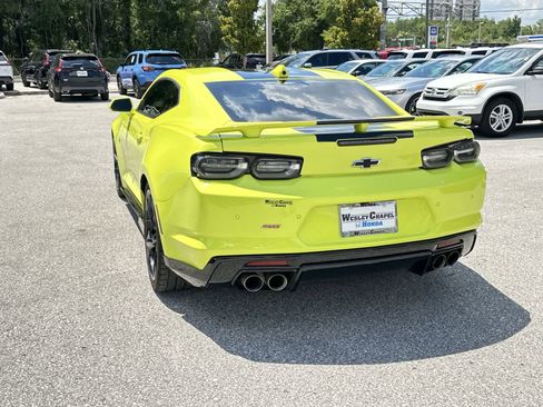 Used 2021 Chevrolet Camaro SS RWD image 4