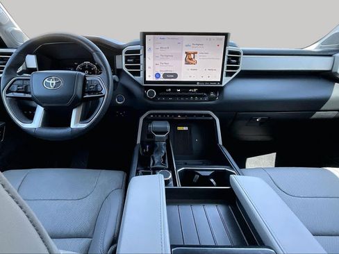 Used 2024 Toyota Tundra Limited AWD/4WD image 15