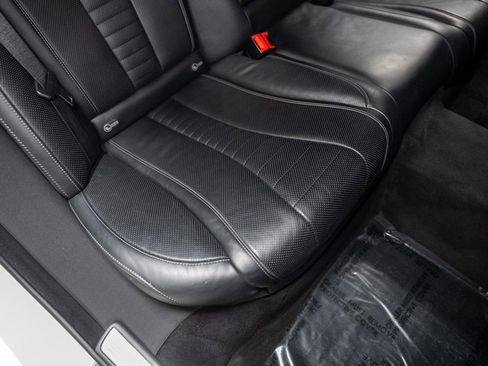 Used 2020 Mercedes-Benz S 560 Sedan w/ AMG Line Exterior image 41