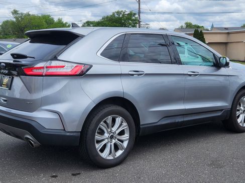 Used 2023 Ford Edge Titanium AWD/4WD image 5