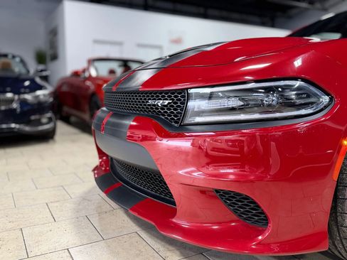 Used 2016 Dodge Charger SRT Hellcat w/ Harman/Kardon Audio Group image 34