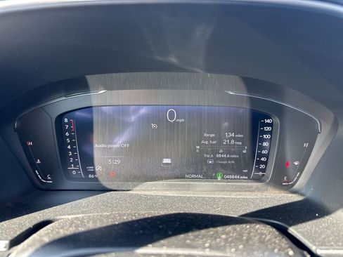 Used 2024 Honda Pilot Elite image 27