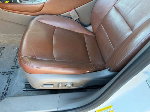 Used 2016 Chevrolet Malibu LT w/ Leather Package image 11