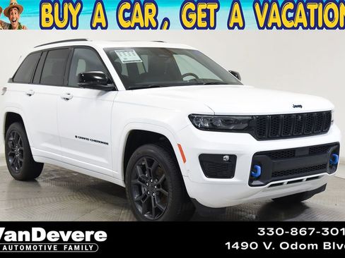Used 2025 Jeep Grand Cherokee Limited 4xe AWD/4WD image 1