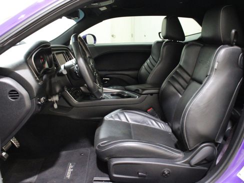 Used 2019 Dodge Challenger SRT Hellcat Redeye image 3