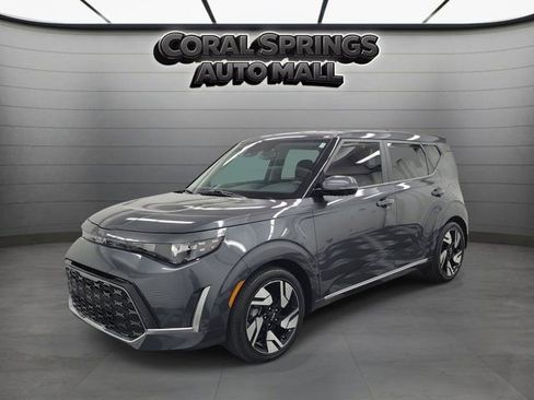 Used 2024 Kia Soul GT-Line FWD image 3