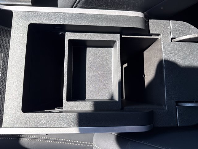 New 2027 GMC Terrain Elevation w/ Elevation Premium Package AWD/4WD image 28