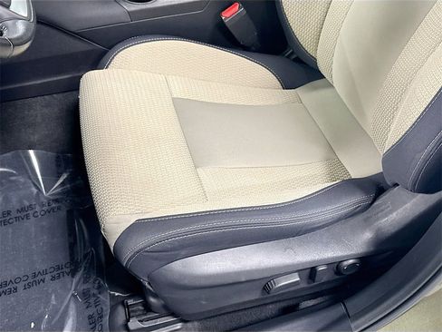 Certified 2022 Subaru Outback Premium image 17