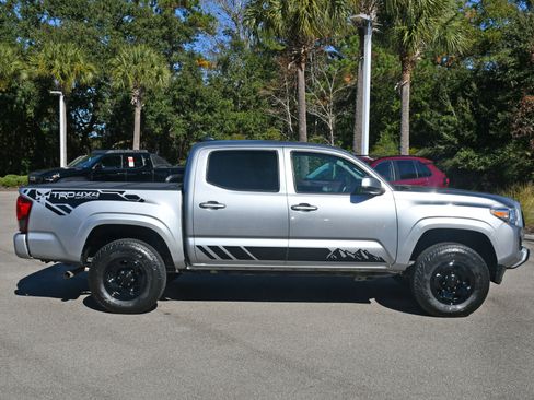 Certified 2023 Toyota Tacoma SR image 2