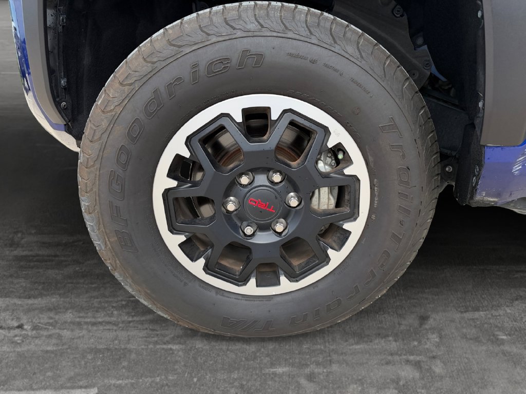 Used 2024 Toyota Tacoma TRD Off-Road AWD/4WD image 9