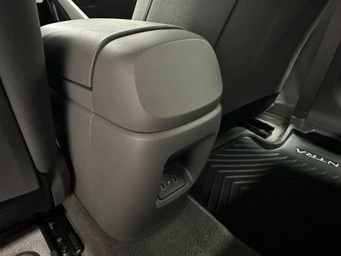 Used 2025 Hyundai Elantra SE FWD image 44