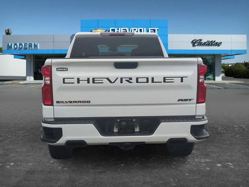 Used 2024 Chevrolet Silverado 1500 RST w/ Redline Edition AWD/4WD image 4