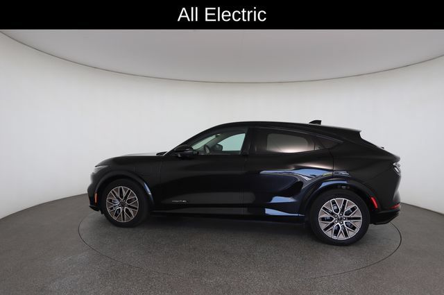 Used 2024 Ford Mustang Mach-E Premium AWD/4WD image 7