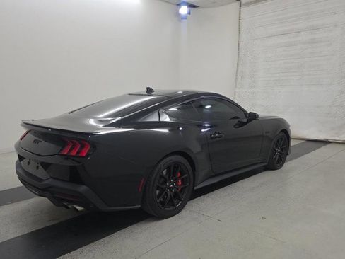 Used 2024 Ford Mustang GT Premium RWD image 4