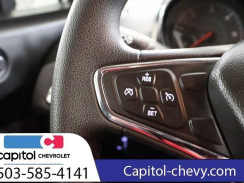 Used 2018 Chevrolet Cruze LT FWD image 19