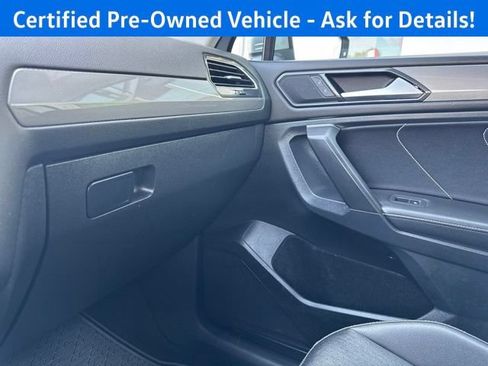 Certified 2022 Volkswagen Tiguan SE AWD/4WD image 16