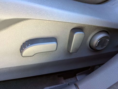 Certified 2025 Subaru Outback Premium image 20