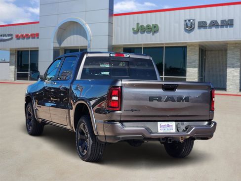 New 2026 RAM 1500 2WD Crew Cab image 4