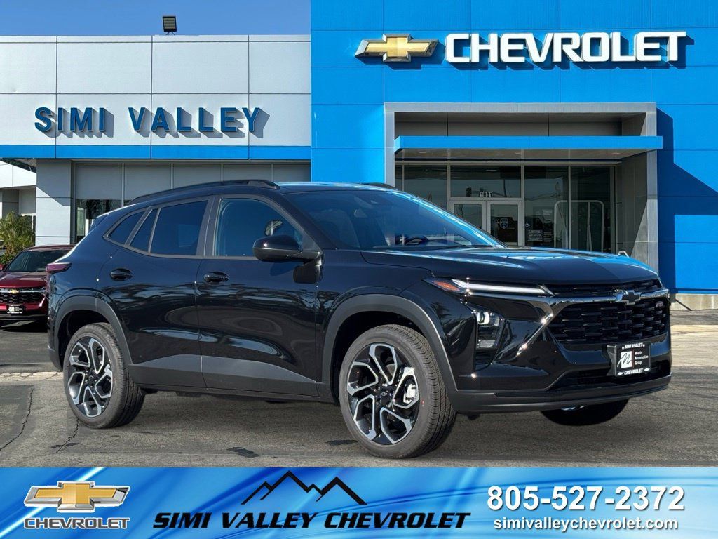 Certified 2026 Chevrolet Trax RS w/ Driver Confidence Package FWD image 1