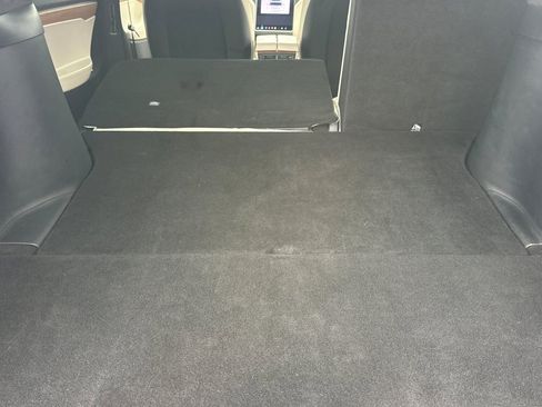 Used 2020 Tesla Model X Long Range image 15