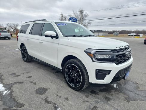 Used 2024 Ford Expedition Max Limited image 4