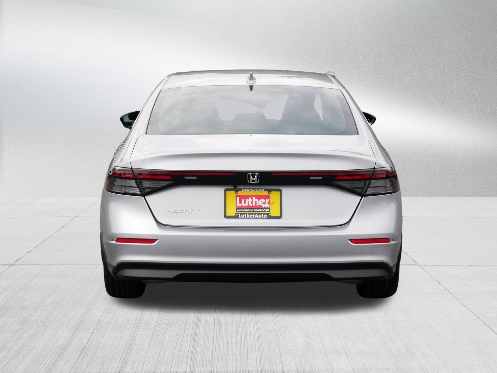 Used 2024 Honda Accord EX image 6