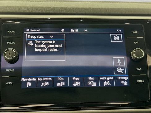 Used 2020 Volkswagen Atlas Cross Sport SEL R-Line AWD/4WD image 16