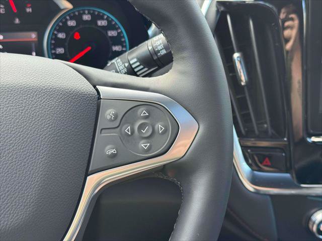 Used 2023 Chevrolet Traverse RS AWD/4WD image 26