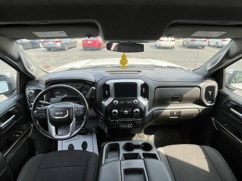 Used 2021 GMC Sierra 1500 SLE w/ Preferred Package image 18