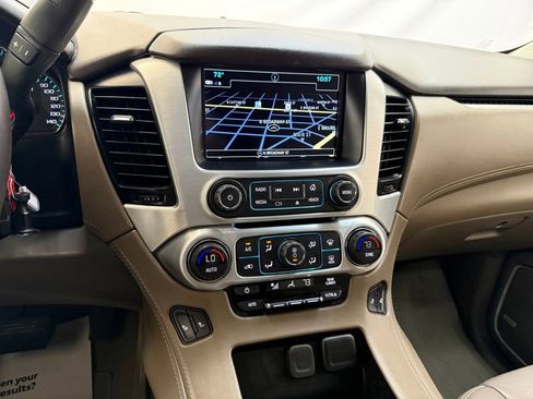 Used 2019 GMC Yukon SLT image 16
