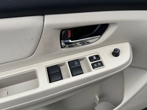 Used 2012 Subaru Impreza 2.0i Premium image 14