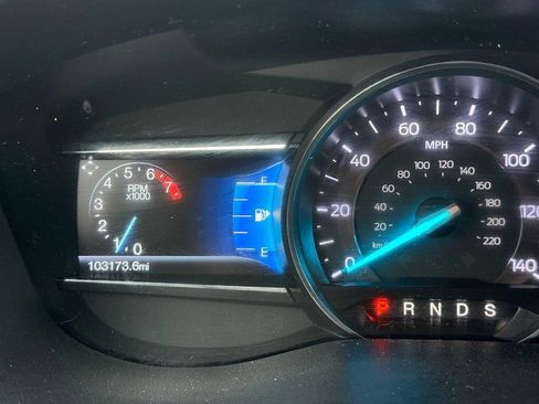 Used 2017 Ford Explorer XLT w/ Equipment Group 202A image 22