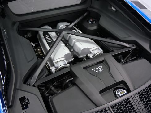 Used 2022 Audi R8 V10 RWD image 44