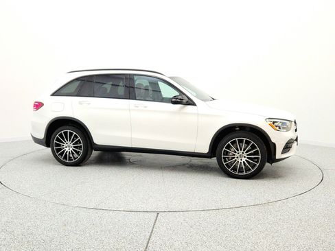 Used 2022 Mercedes-Benz GLC 300 image 4